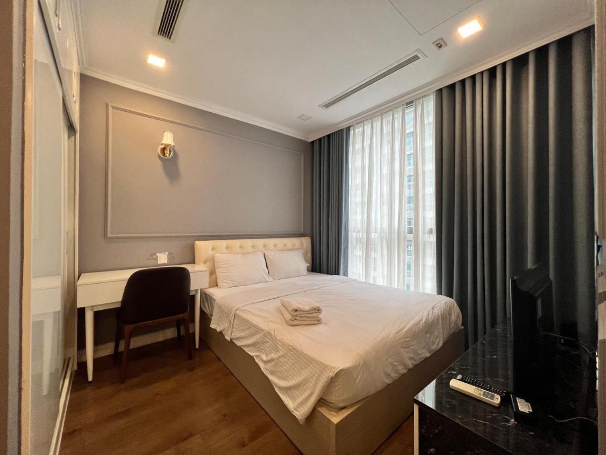 Vinhomes Landmark 81 - Christine * Ho Chi Minh City