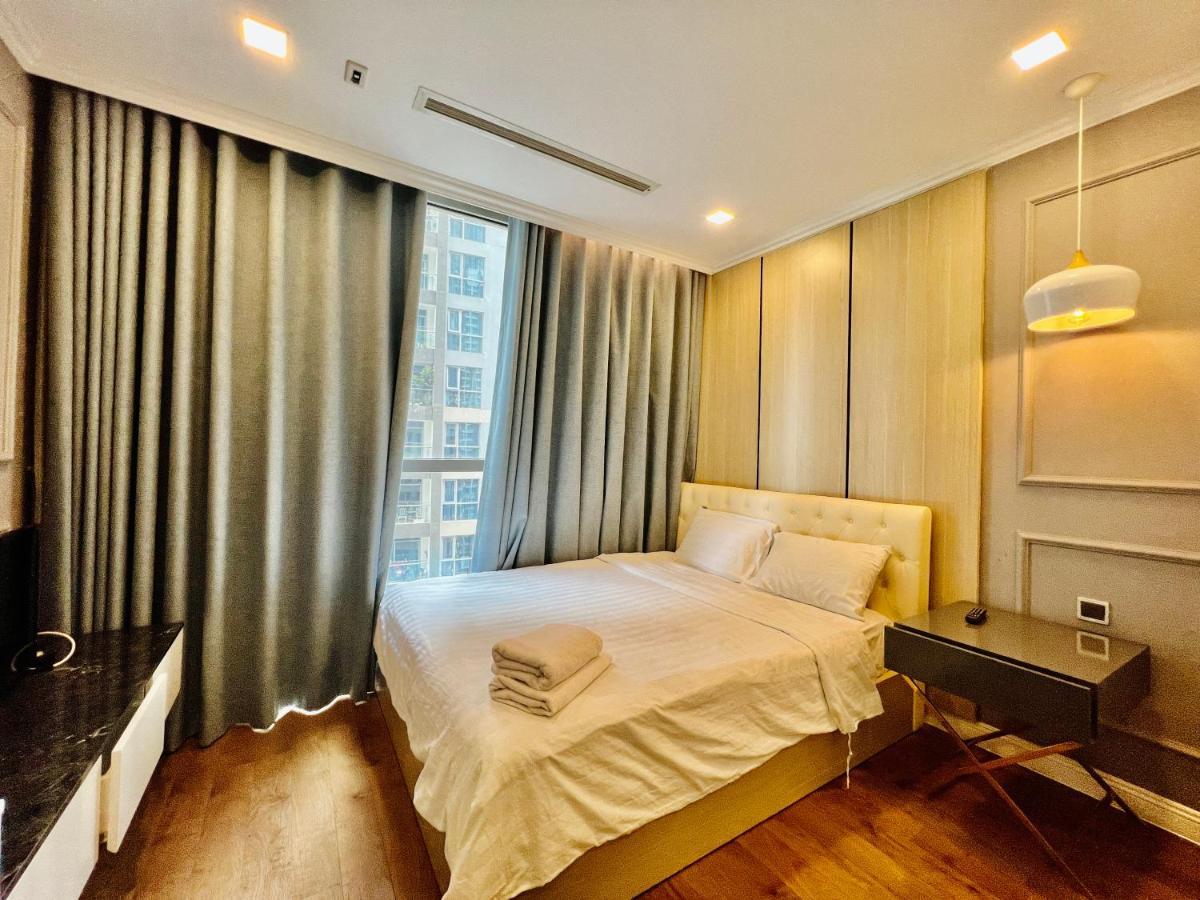 Vinhomes Landmark 81 - Christine * Ho Chi Minh City