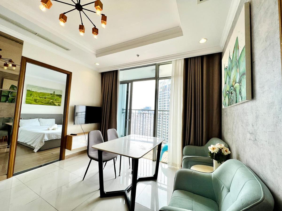 Vinhomes Landmark 81 - Christine * Ho Chi Minh City